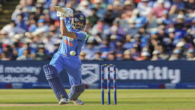 1784097106 axar patel