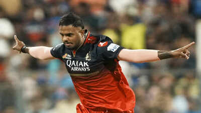 mumbai royal challengers bengaluru39s yash dayal celebrates the dismissal of mum