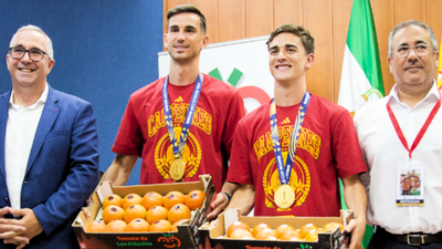 spain stars fabin ruiz and gavi receive bodyweight in tomatoes