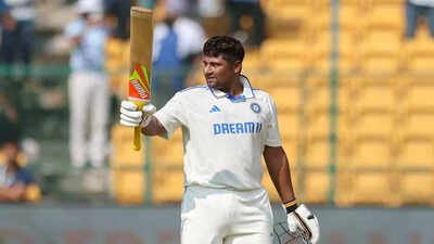 1786288075 sarfaraz khan