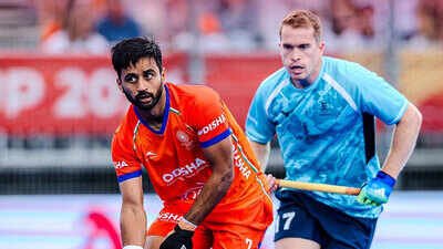 1786980624 team india