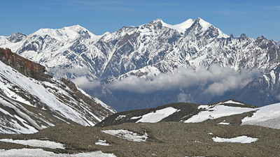 24 billion tonnes of groundwater are being lost every year across asias high mountains why the water