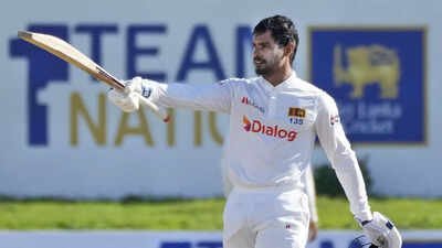 galle sri lankan batsman dhananjaya de silva celebrates scoring a century again