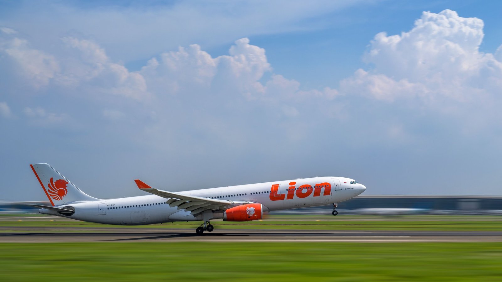 airlines demand reform after repeated air traffic control failures in the uk