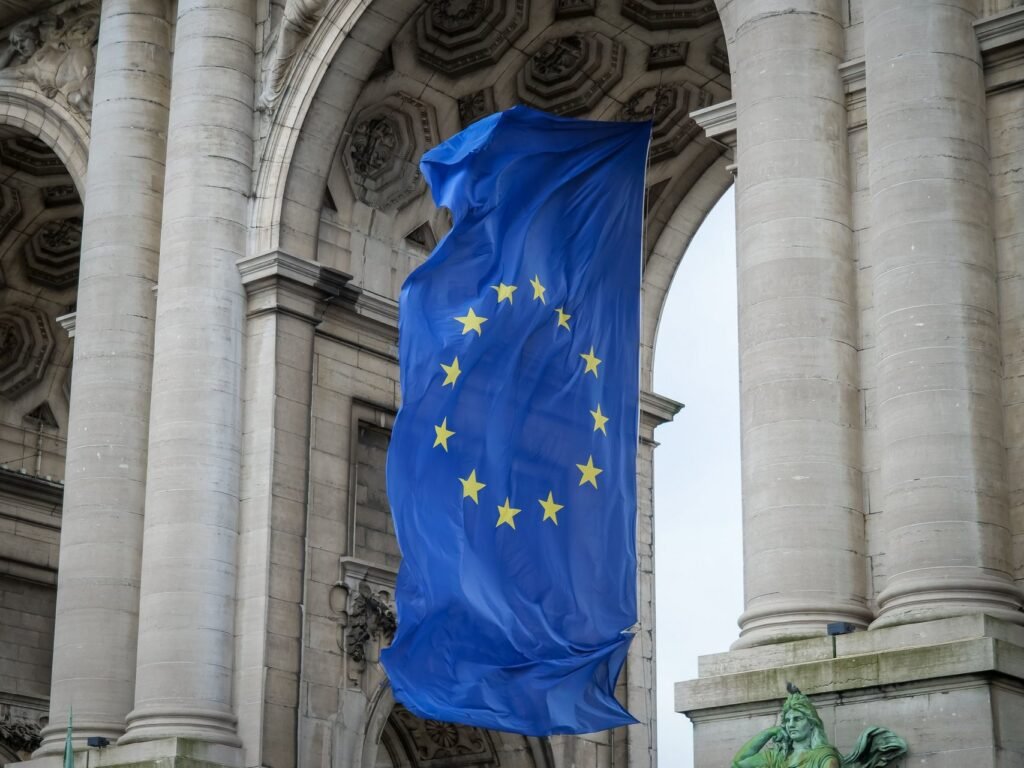 canada and eu strengthen ties amid us trade tensions