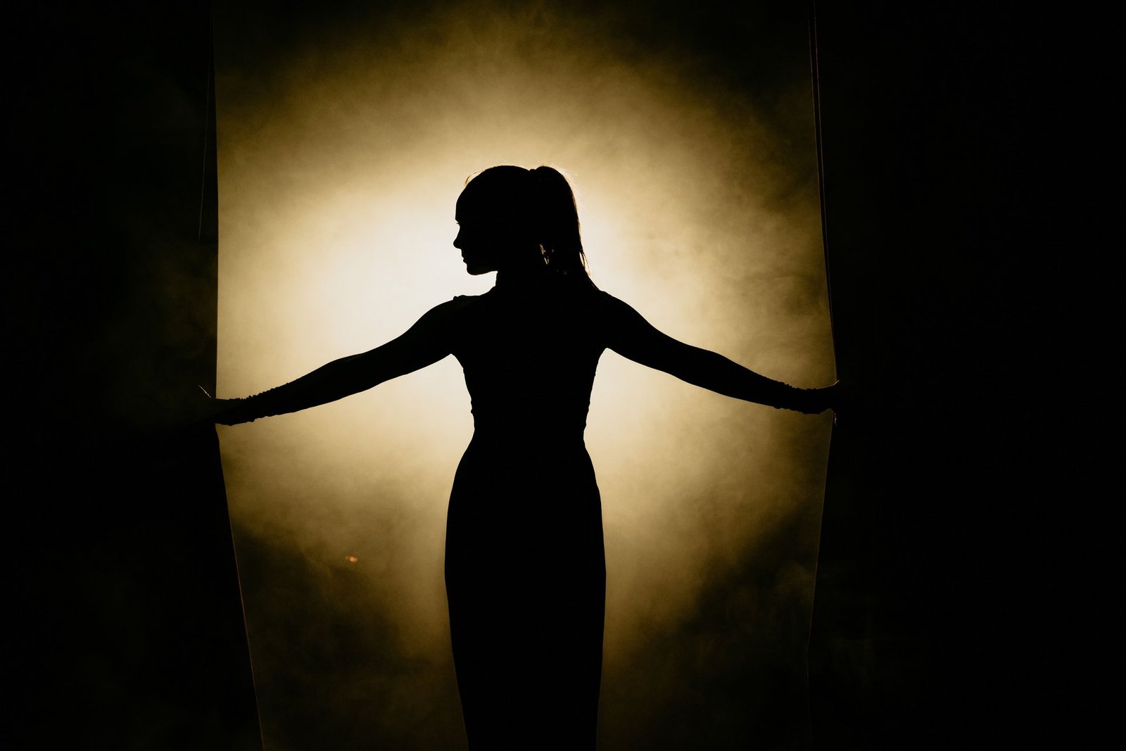 celine dion returns to stage in paris after long hiatus