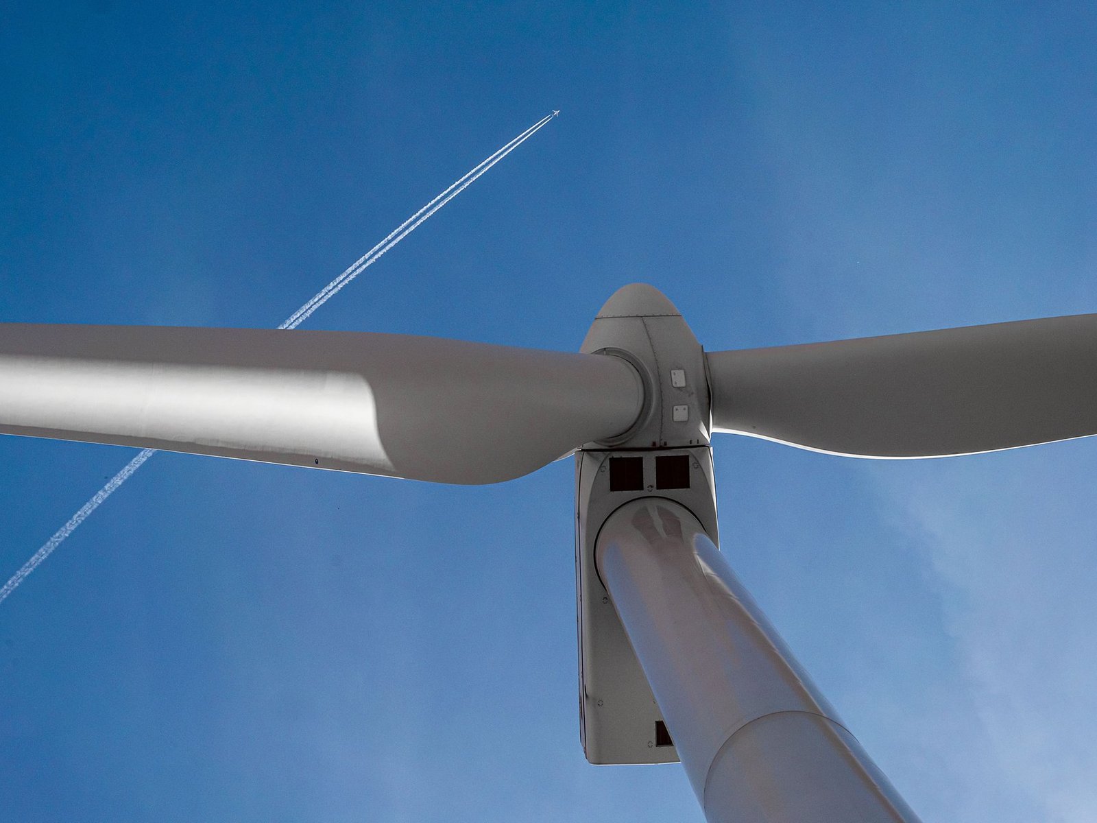 climate change challenges aviation with increased disruptions