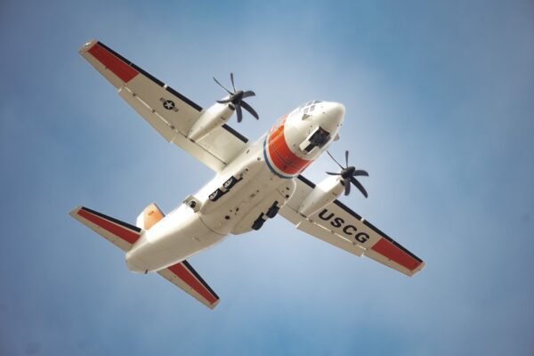 congressman rescued after emergency plane landing in lake