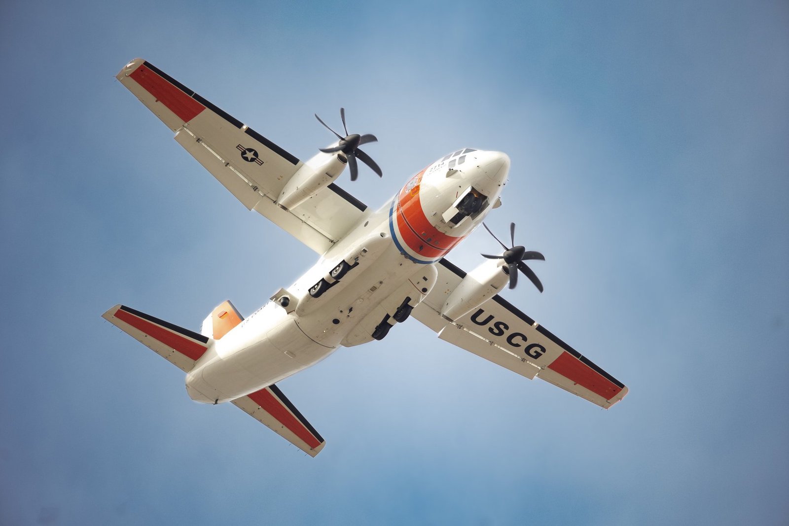 congressman rescued after emergency plane landing in lake