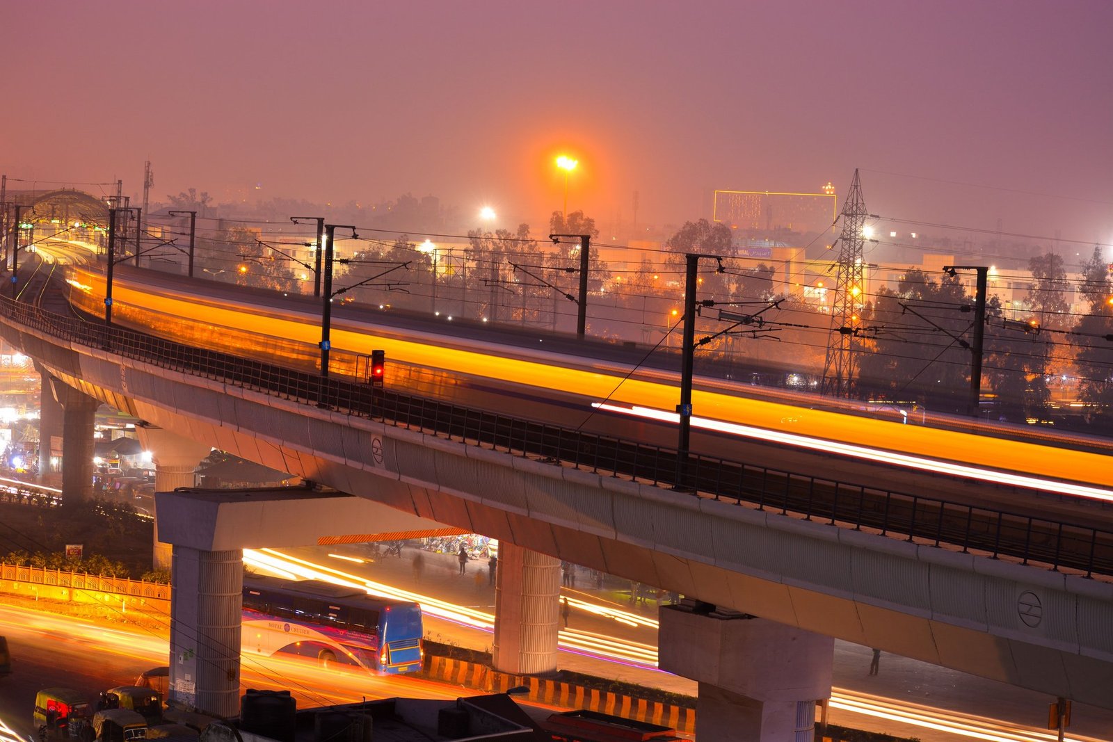 delhi approves 1300 pink electric autos for women and transgender operators