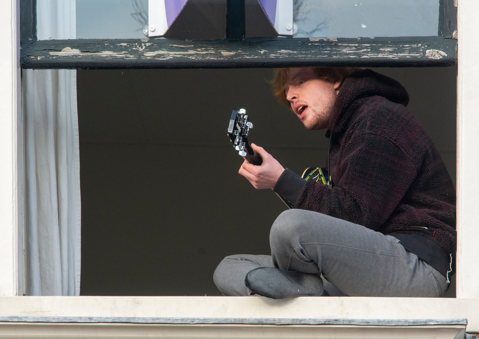 ed sheeran confronts macklemore controversy at philadelphia concert
