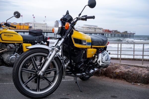 exploring the legendary yamaha rd350 lc