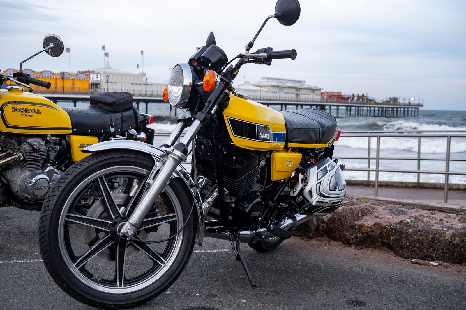 exploring the legendary yamaha rd350 lc