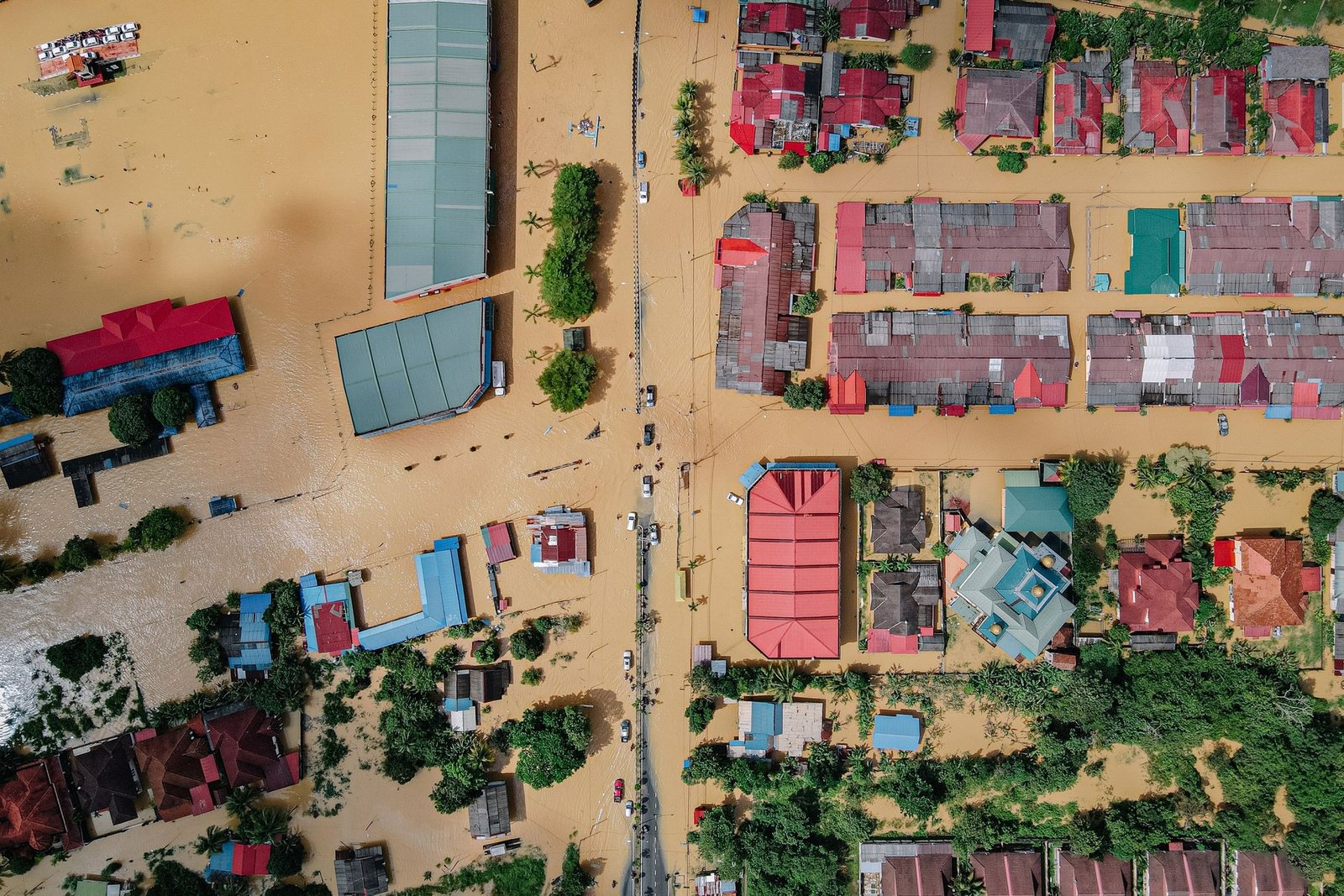 flood emergency declared in bangkok amid severe rain