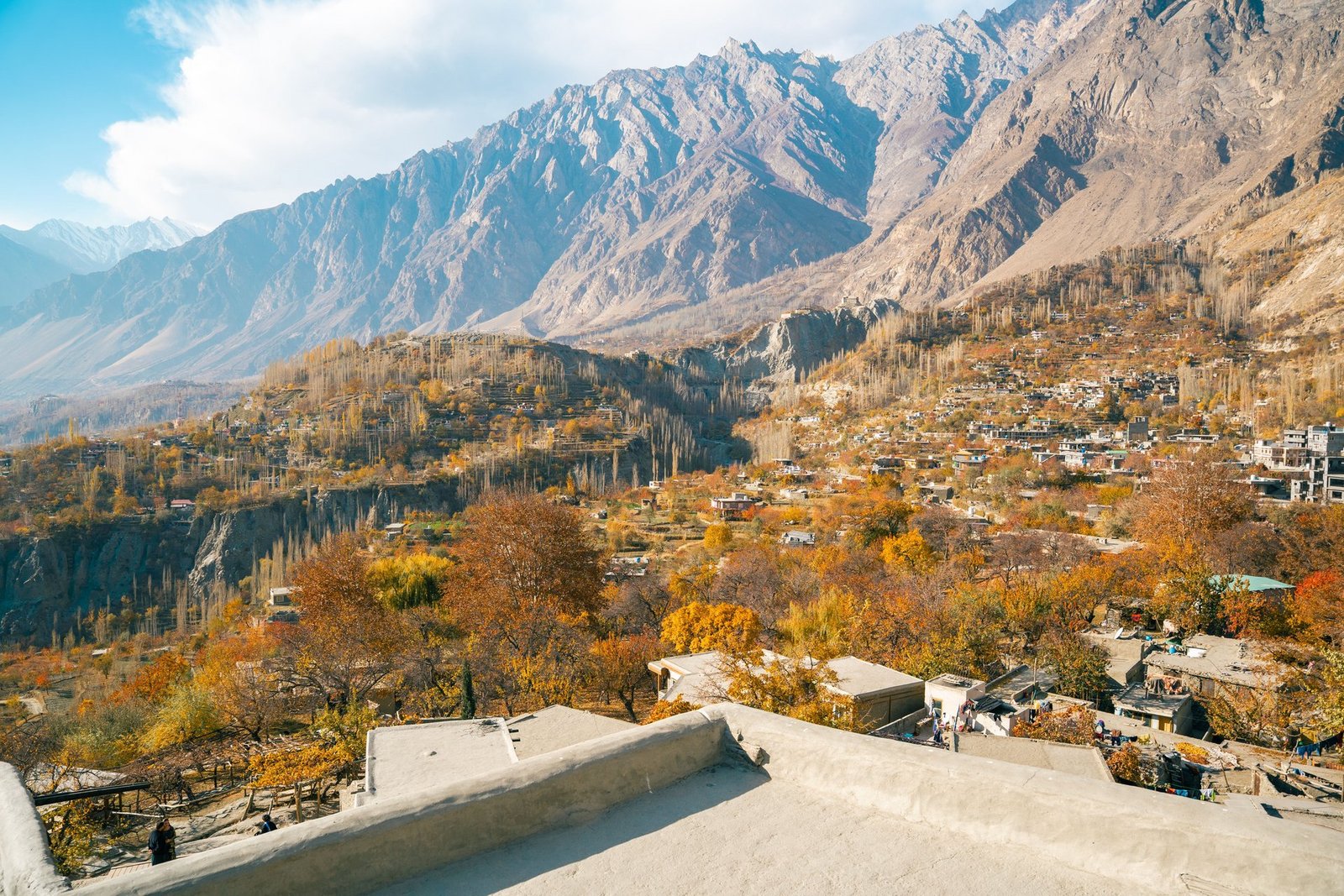 gilgit baltistan chief minister initiates review of trekking regulations followi