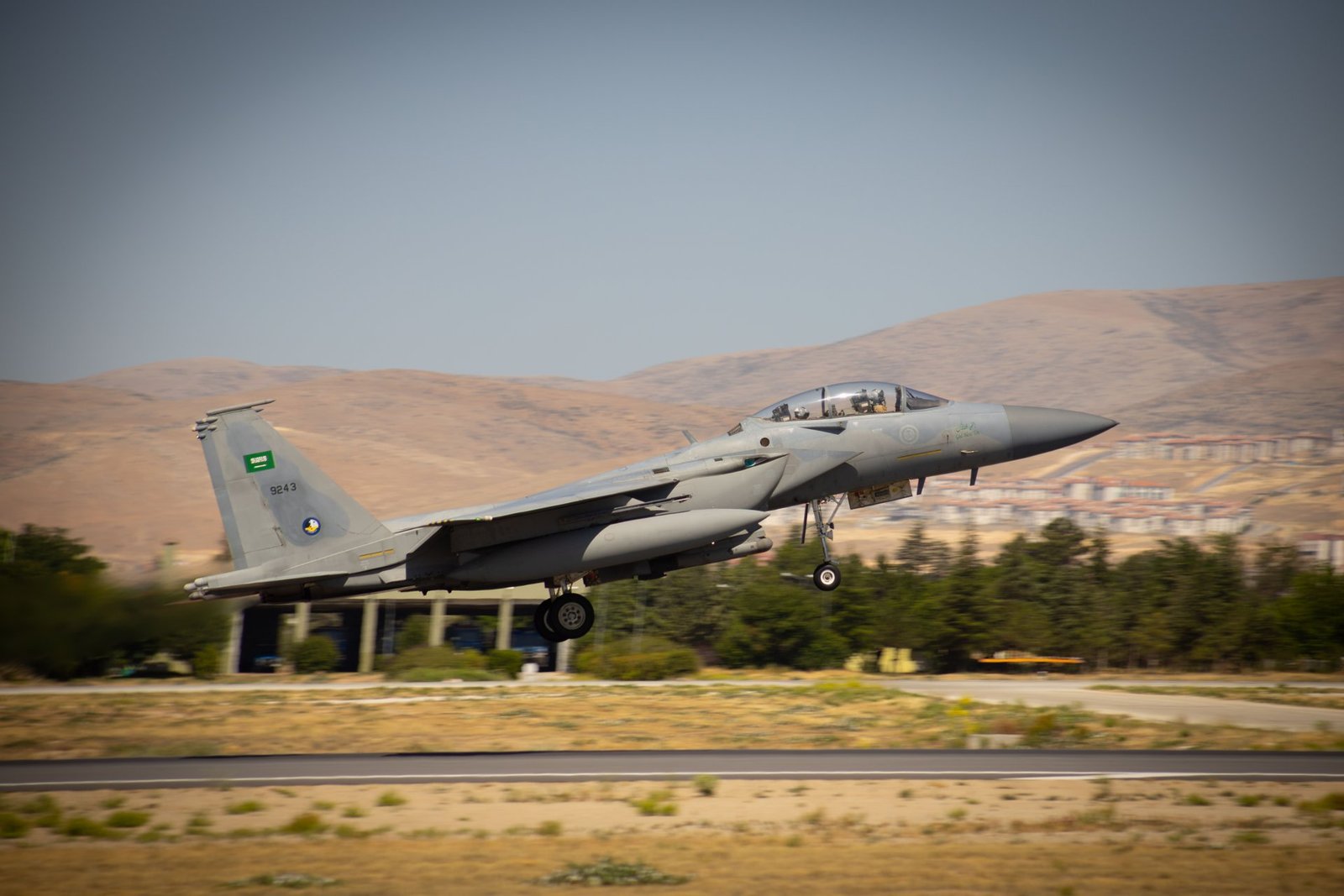houthi forces target saudi military logistics with local missiles