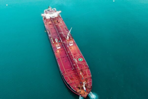 indias oil trade with russia faces new us tariff threat
