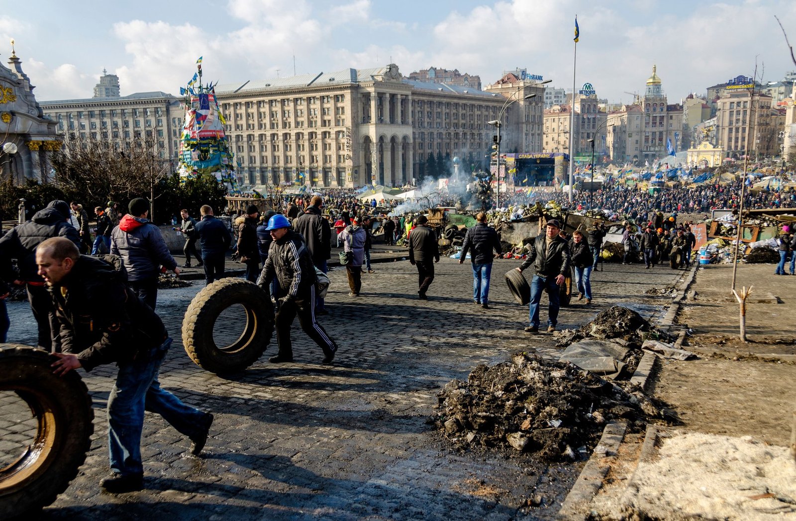 kyiv residents struggle with intensified missile attacks