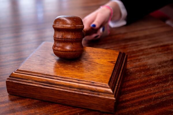 lahore high court orders foreign ministry to address detention cases of two paki