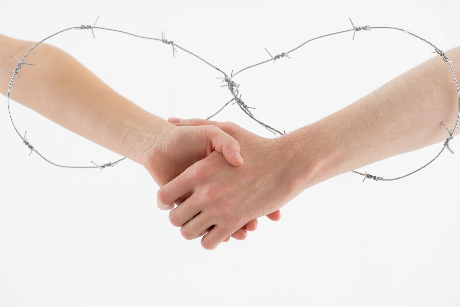 negotiations to resolve ukraine conflict initiated as putin engages with us offi scaled