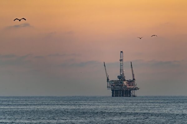 oil prices approach 100 amid rising tensions in the middle east