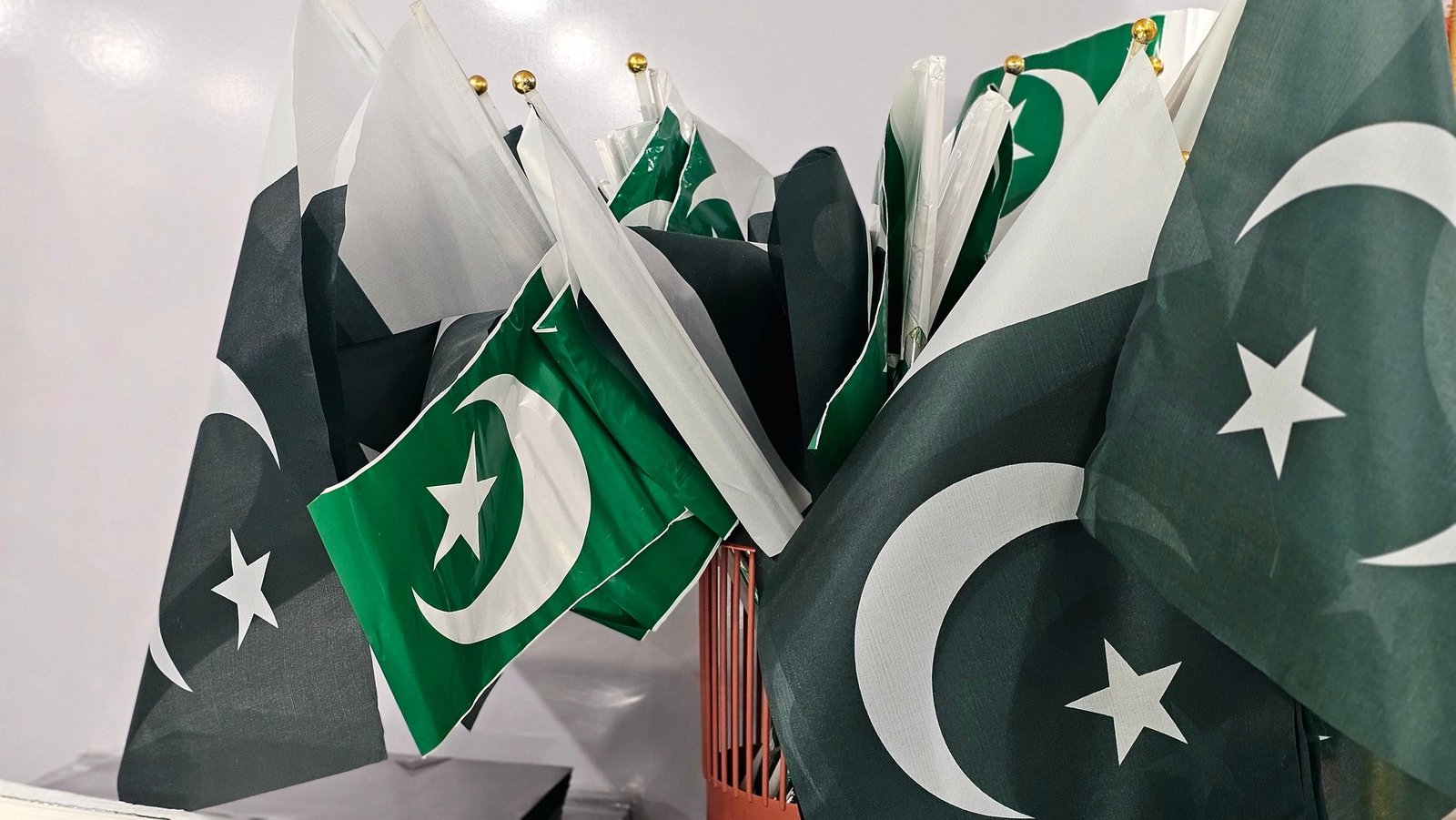 pakistan and muslim nations support uk ban on west bank settlement imports