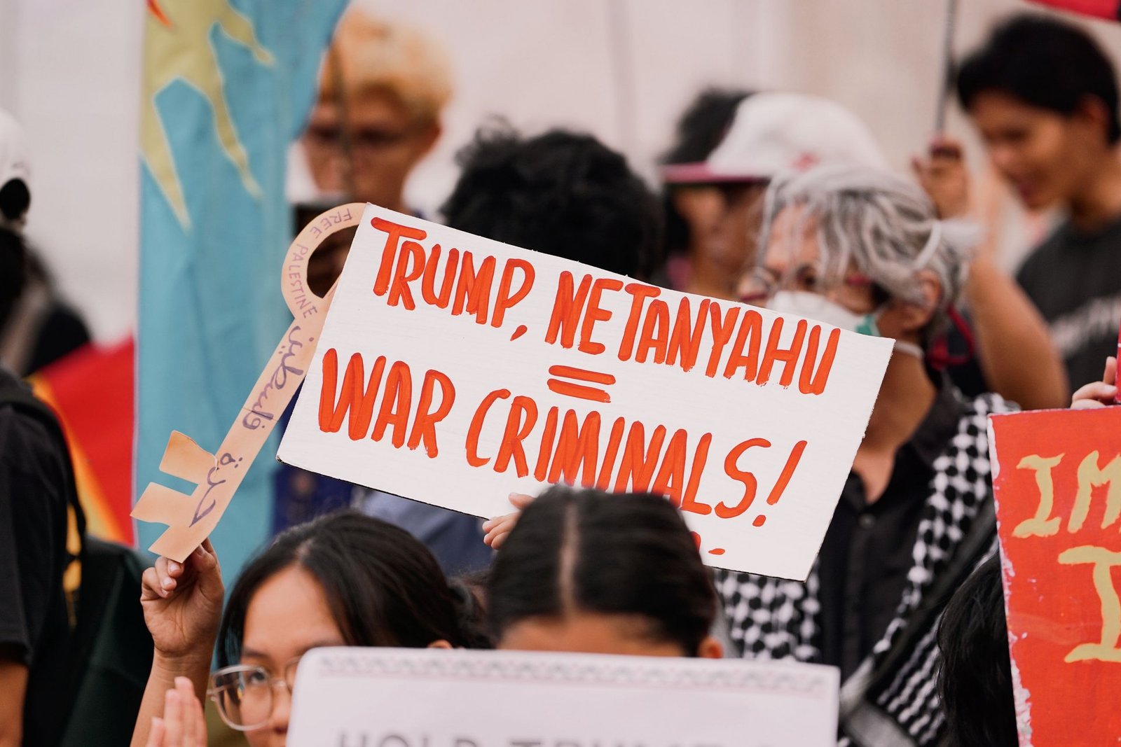 political challenger critiques netanyahus focus on survival over national securi