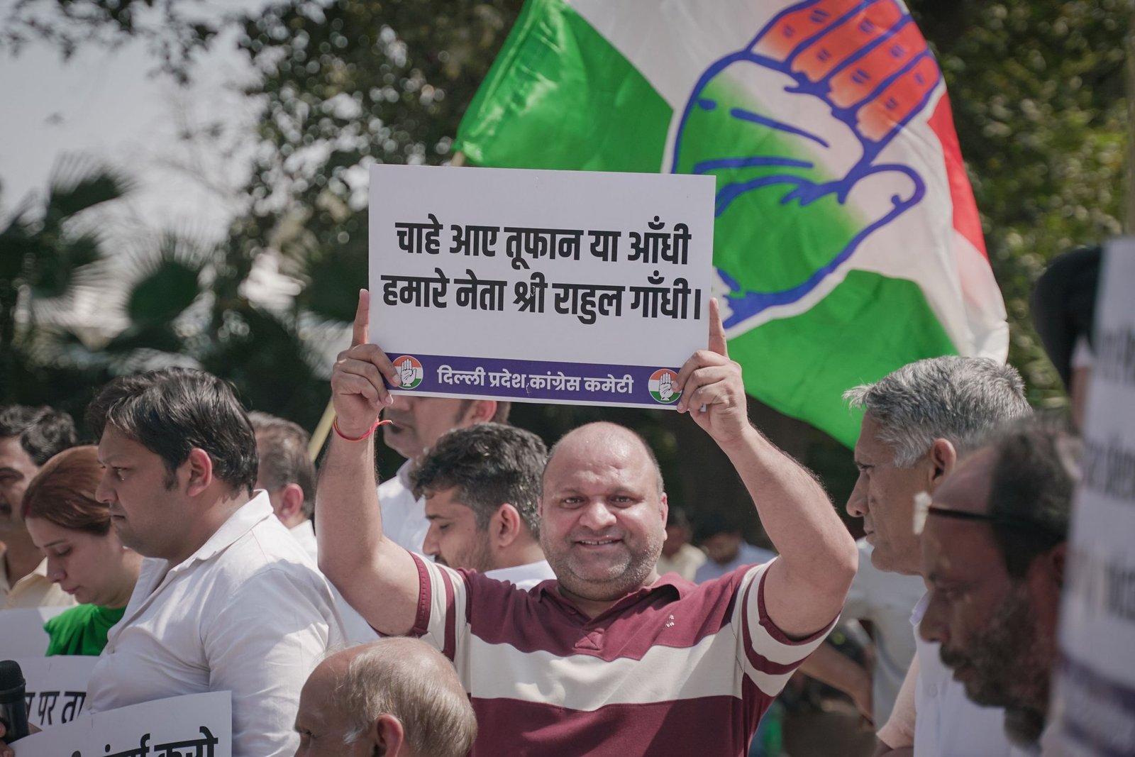 rahul gandhi criticizes bjp over delhi hostel collapse