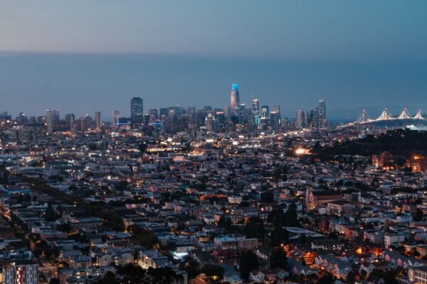 silicon valley divided on ai risks amidst insider warnings