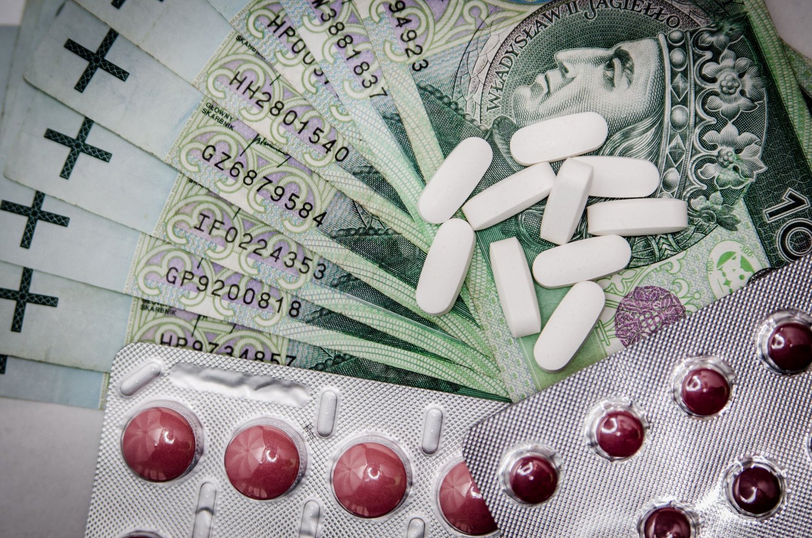anthropics financial woes over 80 billion loss in first half of 2026