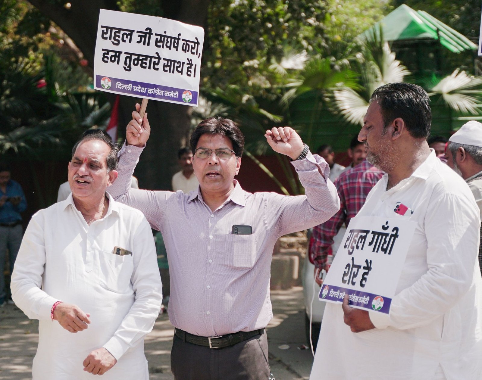 bjp plans countrywide demonstrations targeting mallikarjun kharge over comments