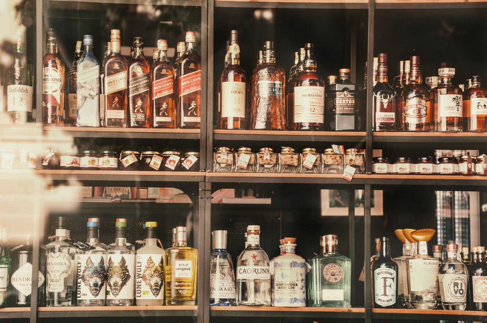 delhi liquor outlets to remain closed during opposition demonstrations