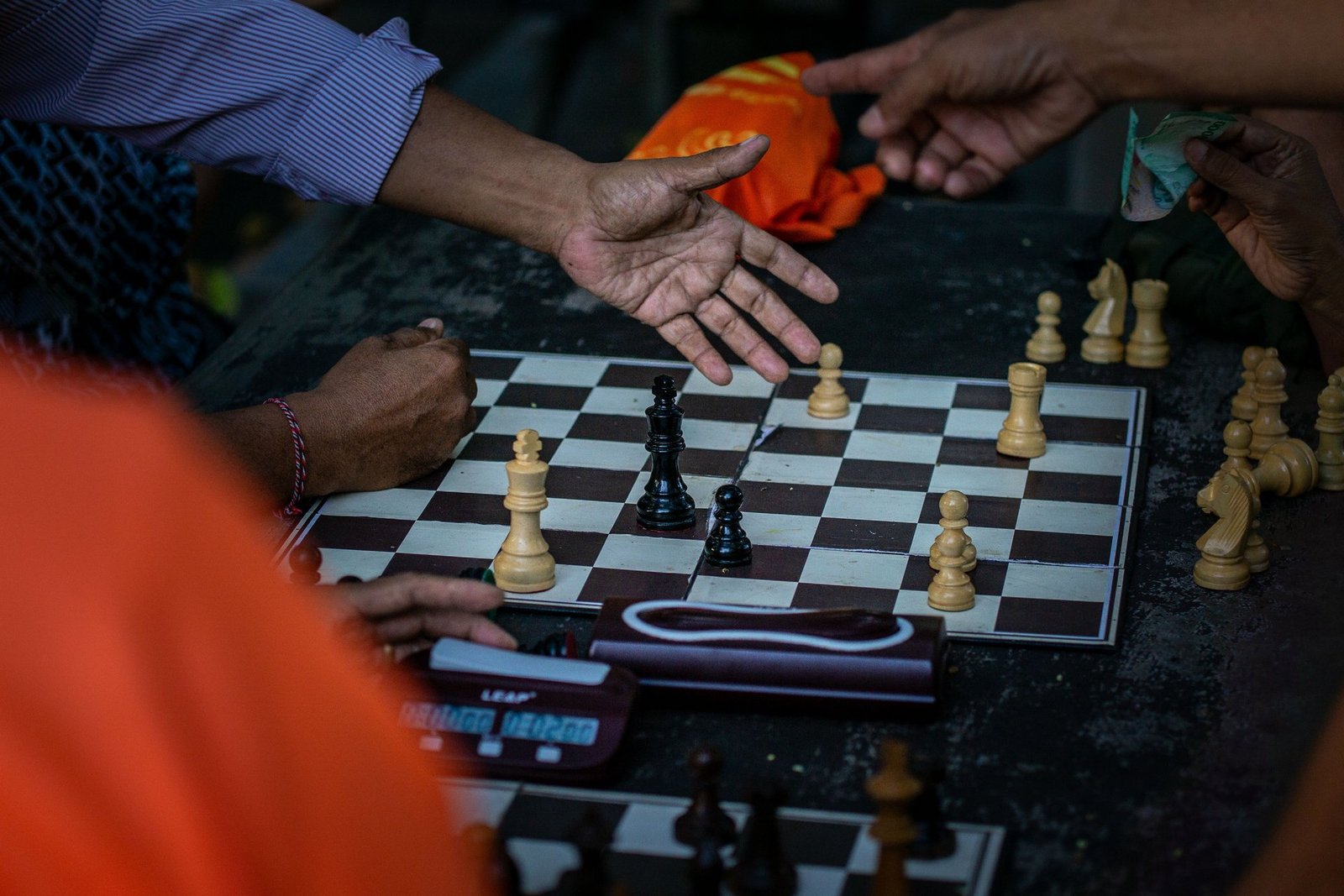 garry kasparov reveals us alert on threat to his life