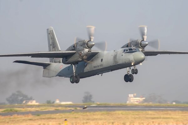 indian air force chief conducts final flight in tejas before retirement