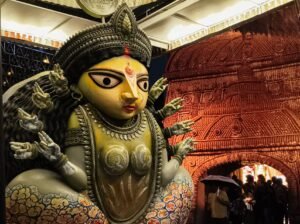 kolkata pandal stampede eyewitnesses describe chaotic conditions