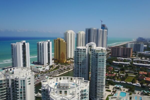 miamis wealthy cuban americans anticipate change in havana