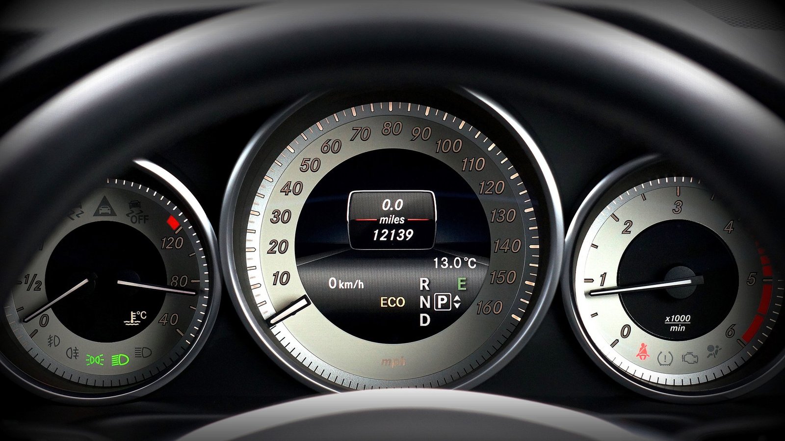 mileage comparison of the 2026 toyota glanza with competitors