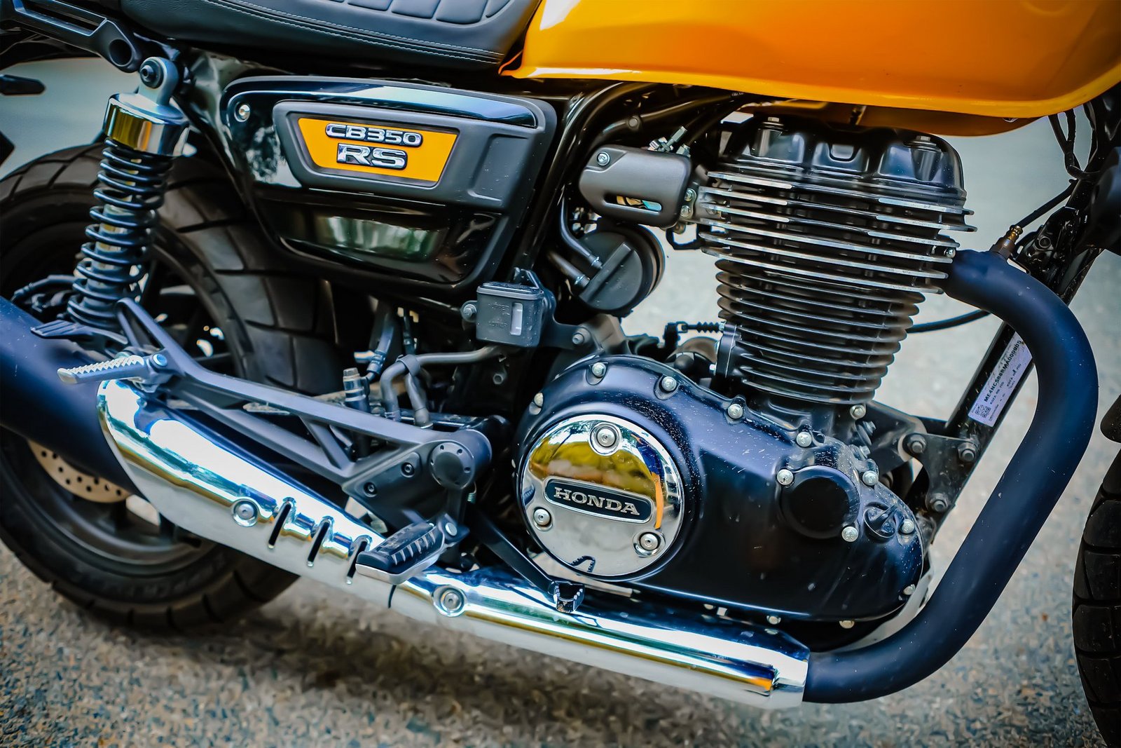 top motorcycles under rs 3 lakh with integrated google maps