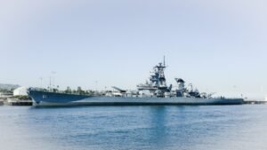uss lincoln returns to california following difficult deployment
